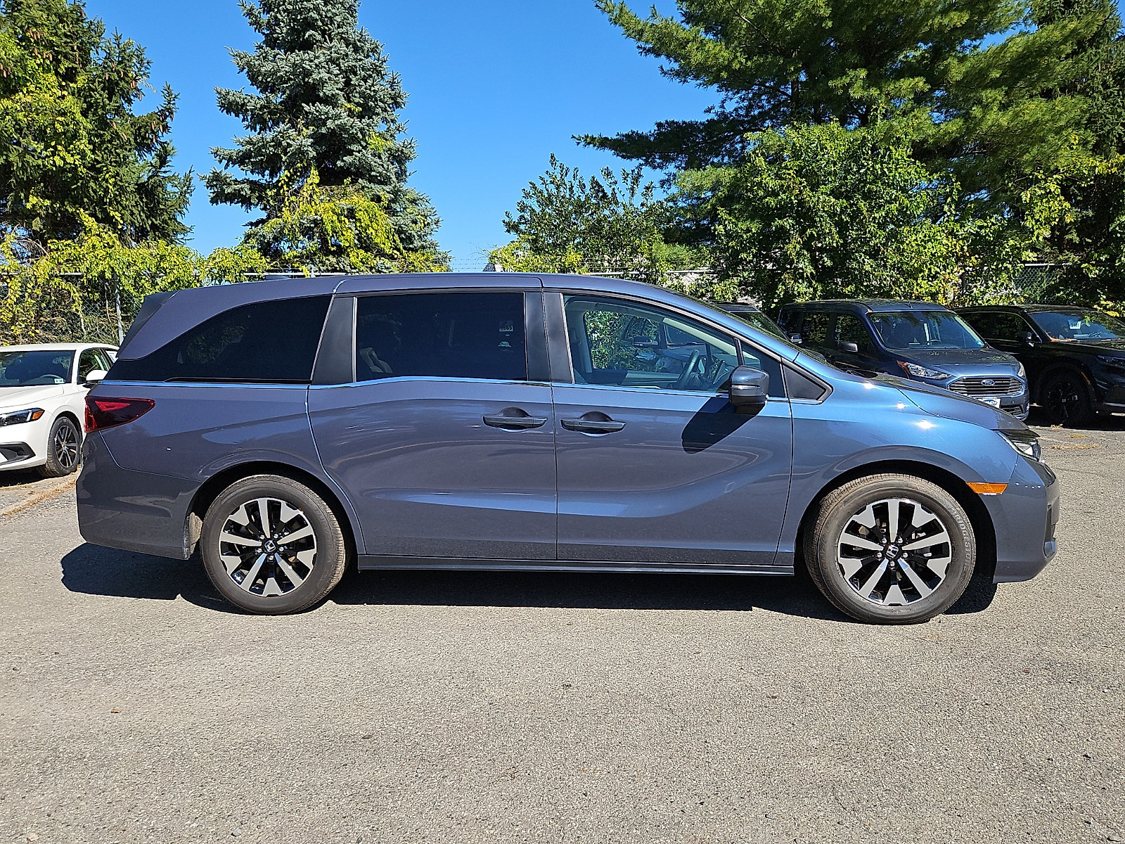 Certified 2026 Honda Odyssey EX-L image 8