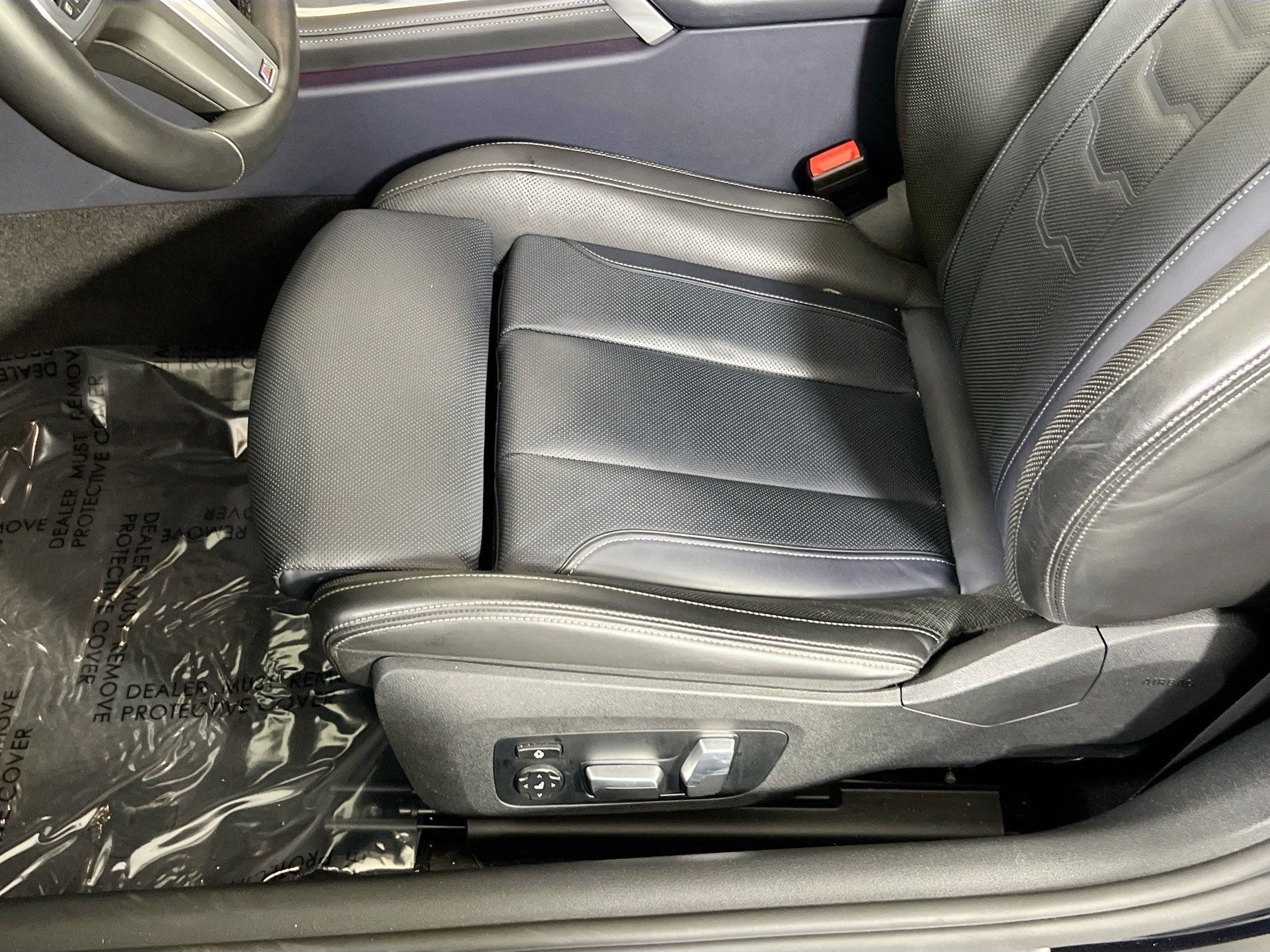 Used 2022 BMW M850i xDrive Convertible w/ Driving Assistance Package image 20