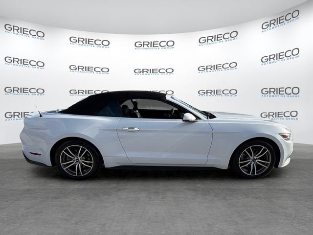Used 2016 Ford Mustang Premium RWD image 8