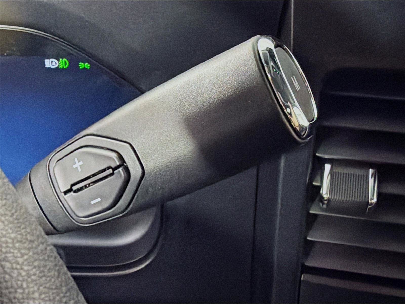 New 2026 Ford F250 XLT w/ XLT Premium Package image 19