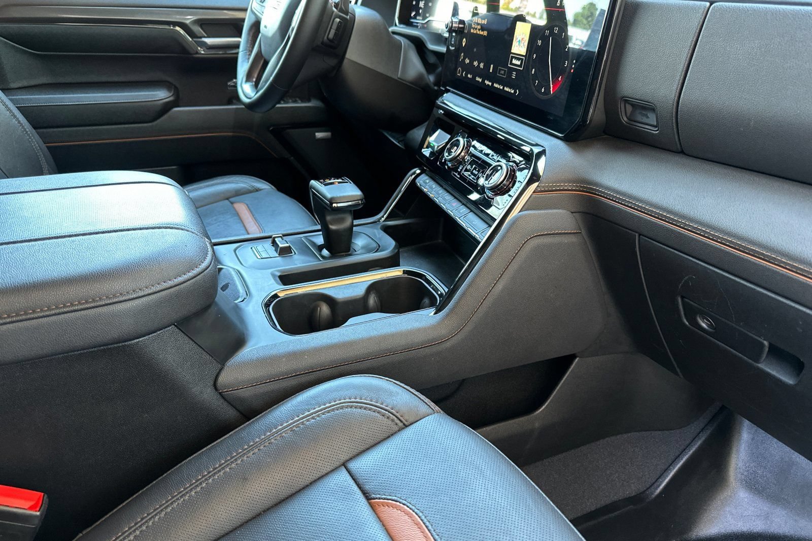 Certified 2023 GMC Sierra 1500 AT4 w/ AT4 Premium Package AWD/4WD image 16