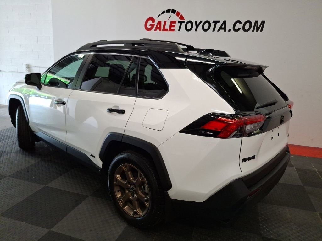 Used 2024 Toyota RAV4 AWD Hybrid w/ Weather Package image 10