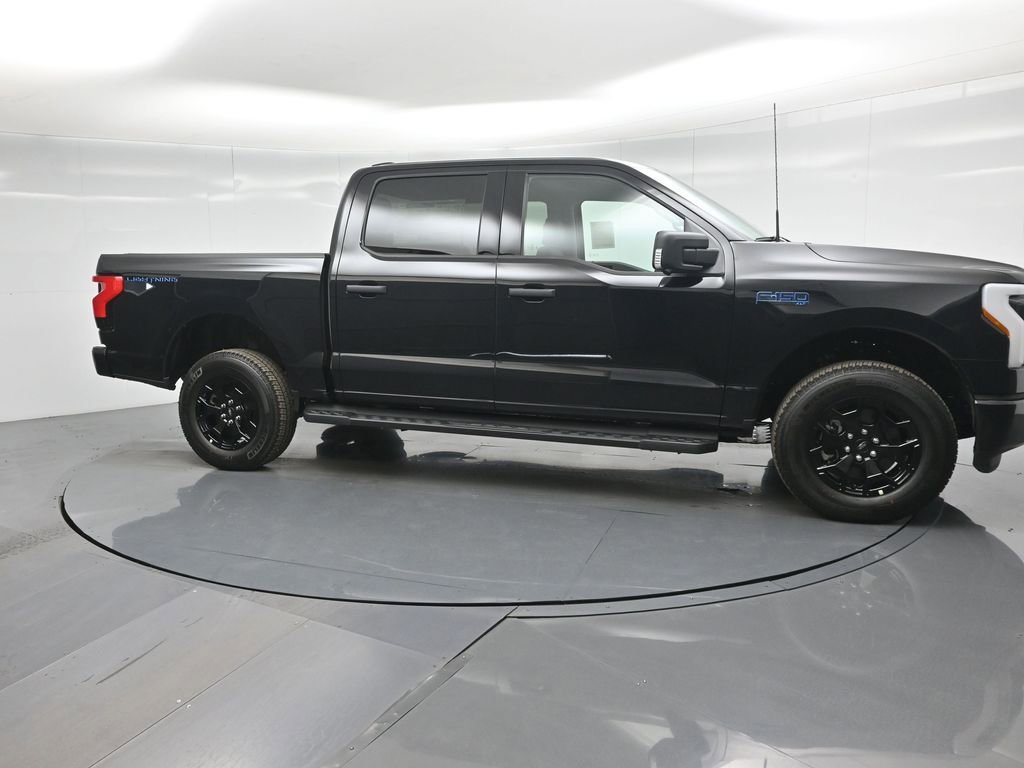 New 2025 Ford F150 Lightning XLT image 25