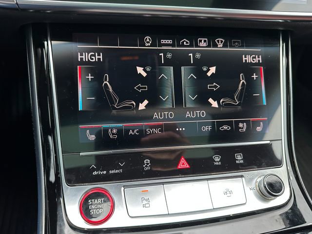 Used 2021 Audi S8 L image 35