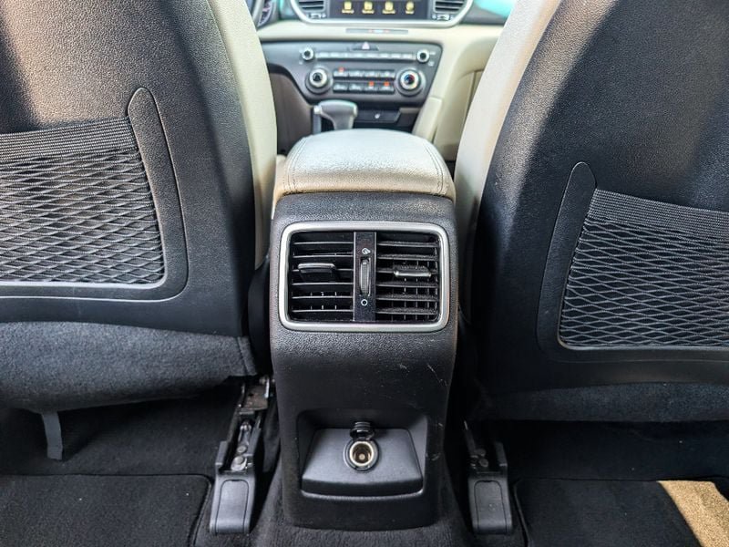 Used 2022 Kia Sportage Nightfall Edition AWD/4WD image 19