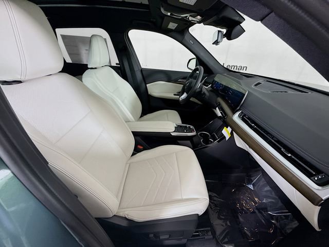 Used 2026 BMW X1 xDrive28i w/ Technology Package AWD/4WD image 29