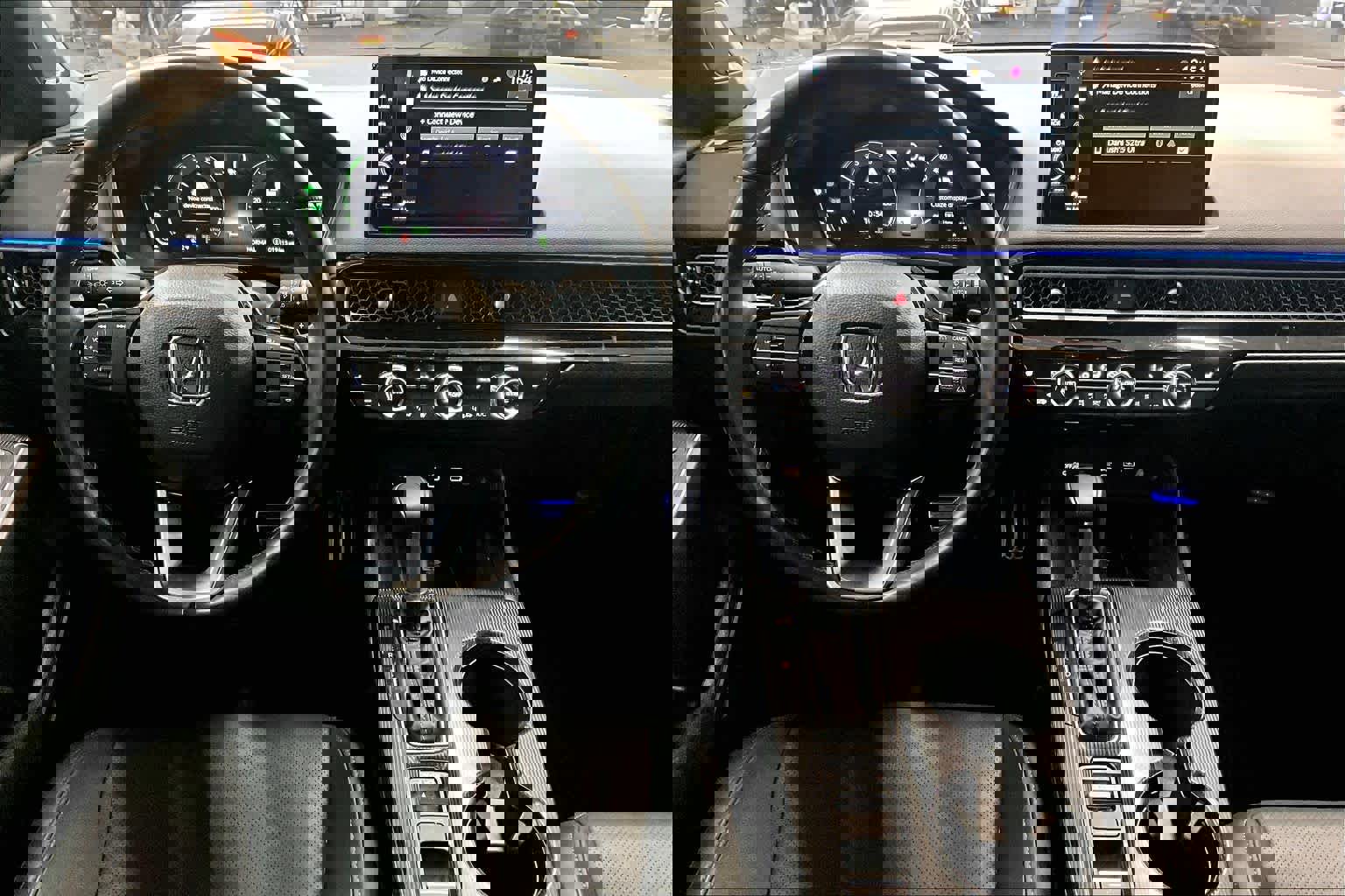 Used 2025 Honda Civic Sport Touring image 15