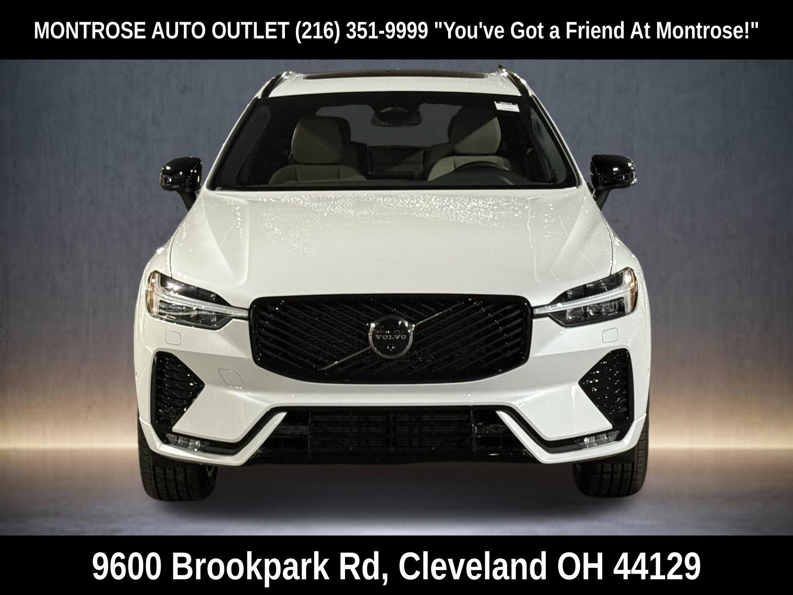 New 2026 Volvo XC60 B5 Plus w/ Climate Package image 8