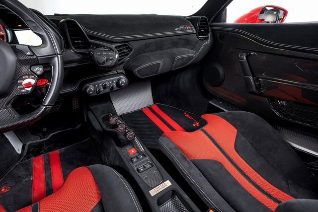 Certified 2015 Ferrari 458 Speciale A RWD image 33