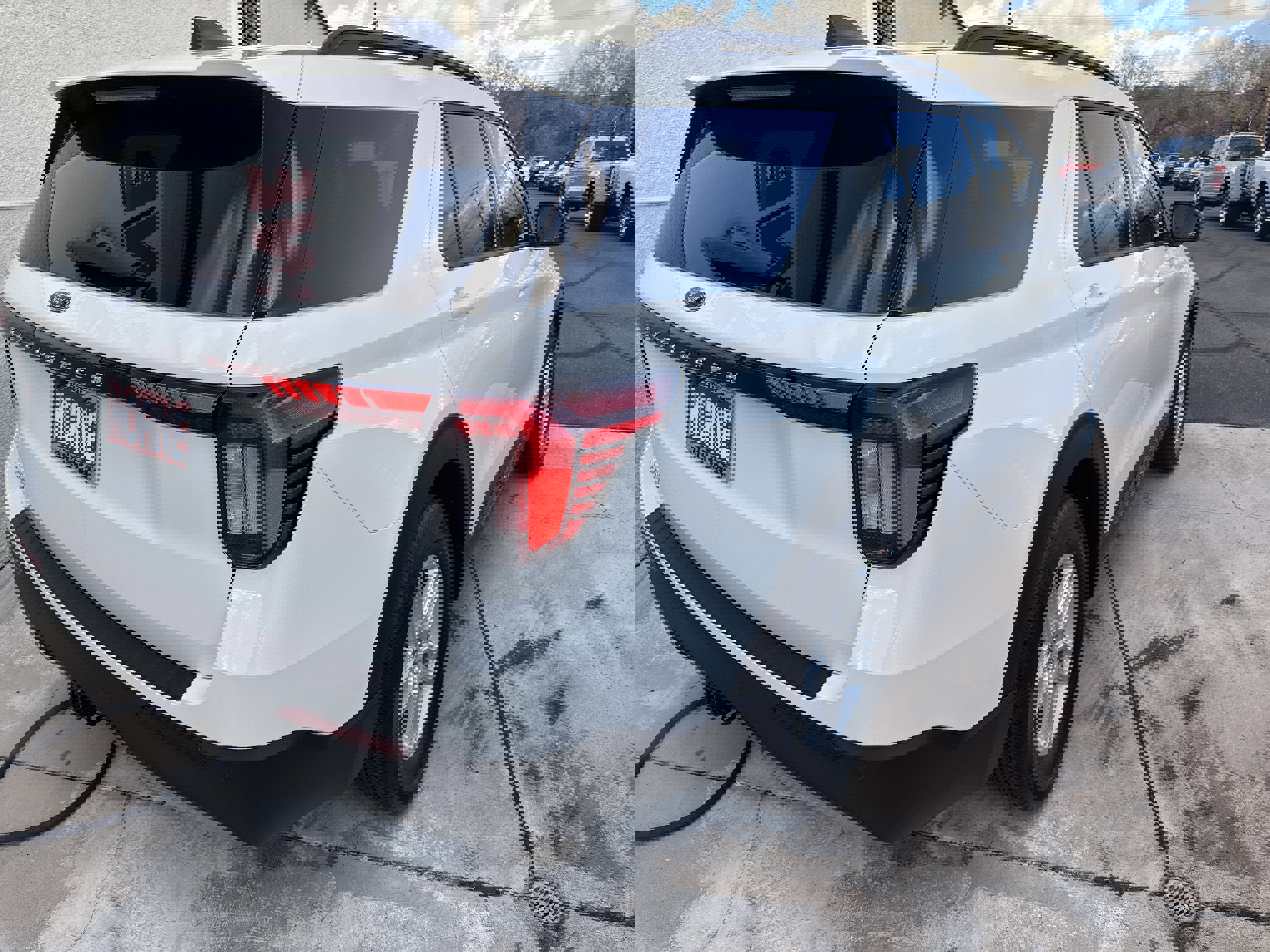 New 2026 Ford Explorer Active w/ Active Comfort Package image 7