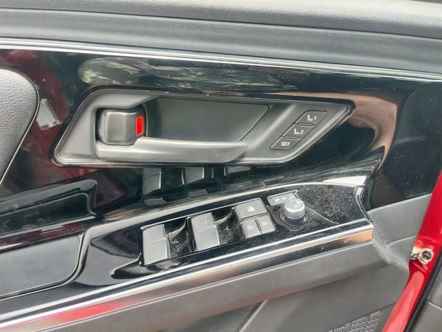 Used 2023 Subaru Solterra AWD image 20