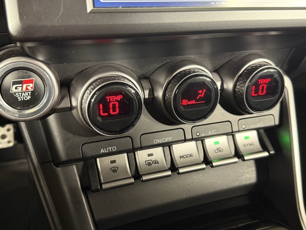 Used 2023 Toyota GR86 Premium w/ ALL Weather Mat Package (TMS) image 22