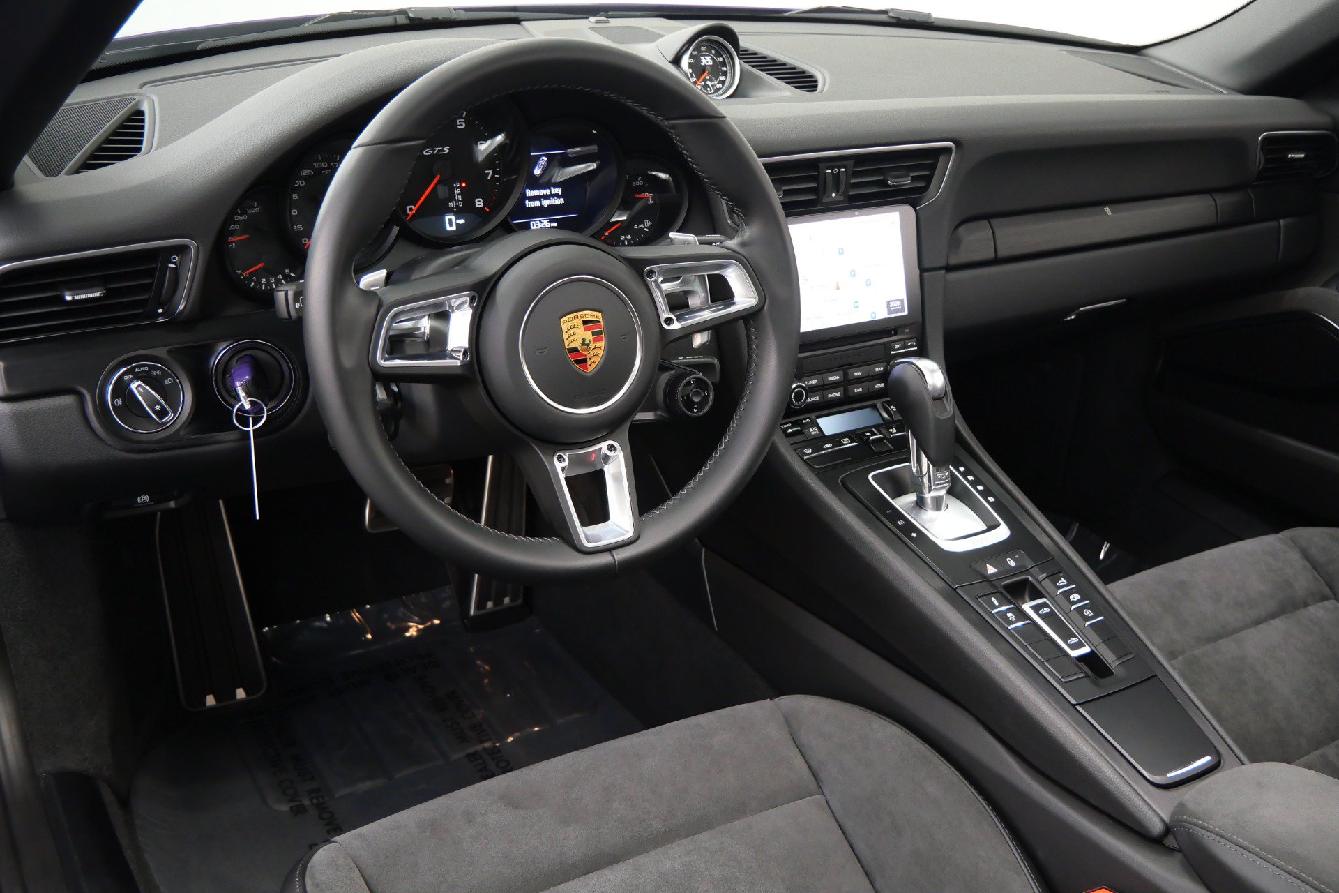 Used 2018 Porsche 911 Targa 4 GTS AWD/4WD image 13