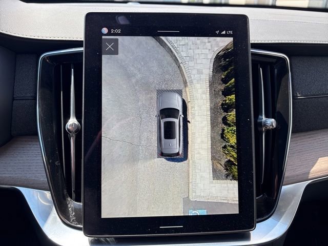 Used 2025 Volvo XC90 B6 Plus AWD/4WD image 26