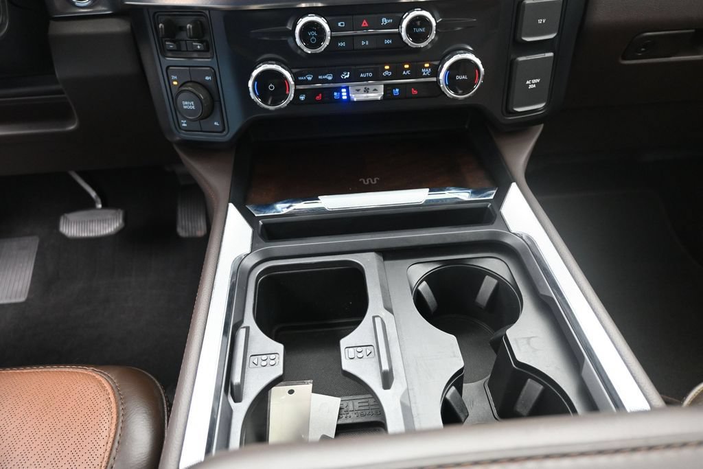 Used 2025 Ford F250 King Ranch AWD/4WD image 13
