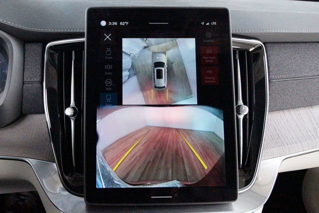 Used 2025 Volvo XC90 B6 Ultra w/ Protection Package image 16