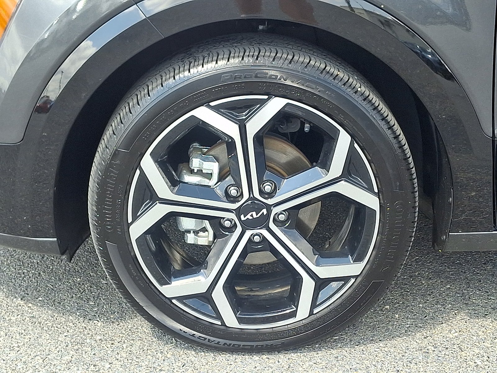 Used 2025 Kia Niro SX Touring FWD image 8