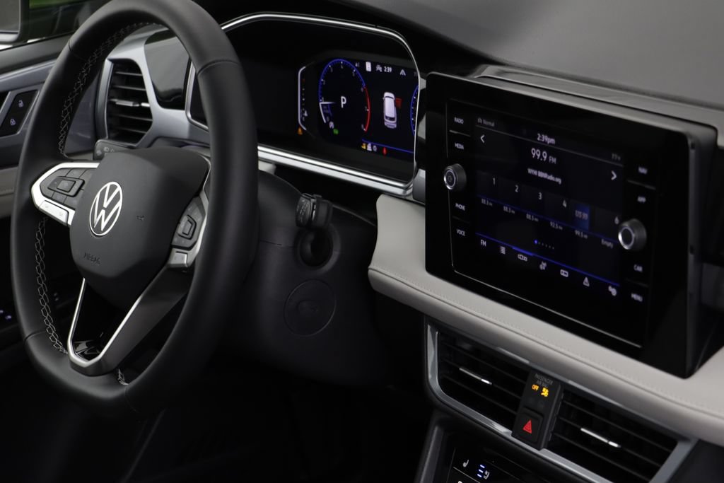 New 2026 Volkswagen Taos SEL AWD/4WD image 22
