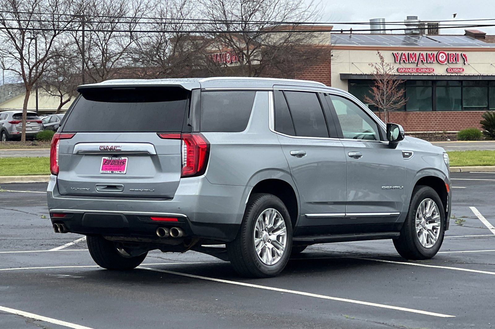 Used 2024 GMC Yukon Denali AWD/4WD image 4