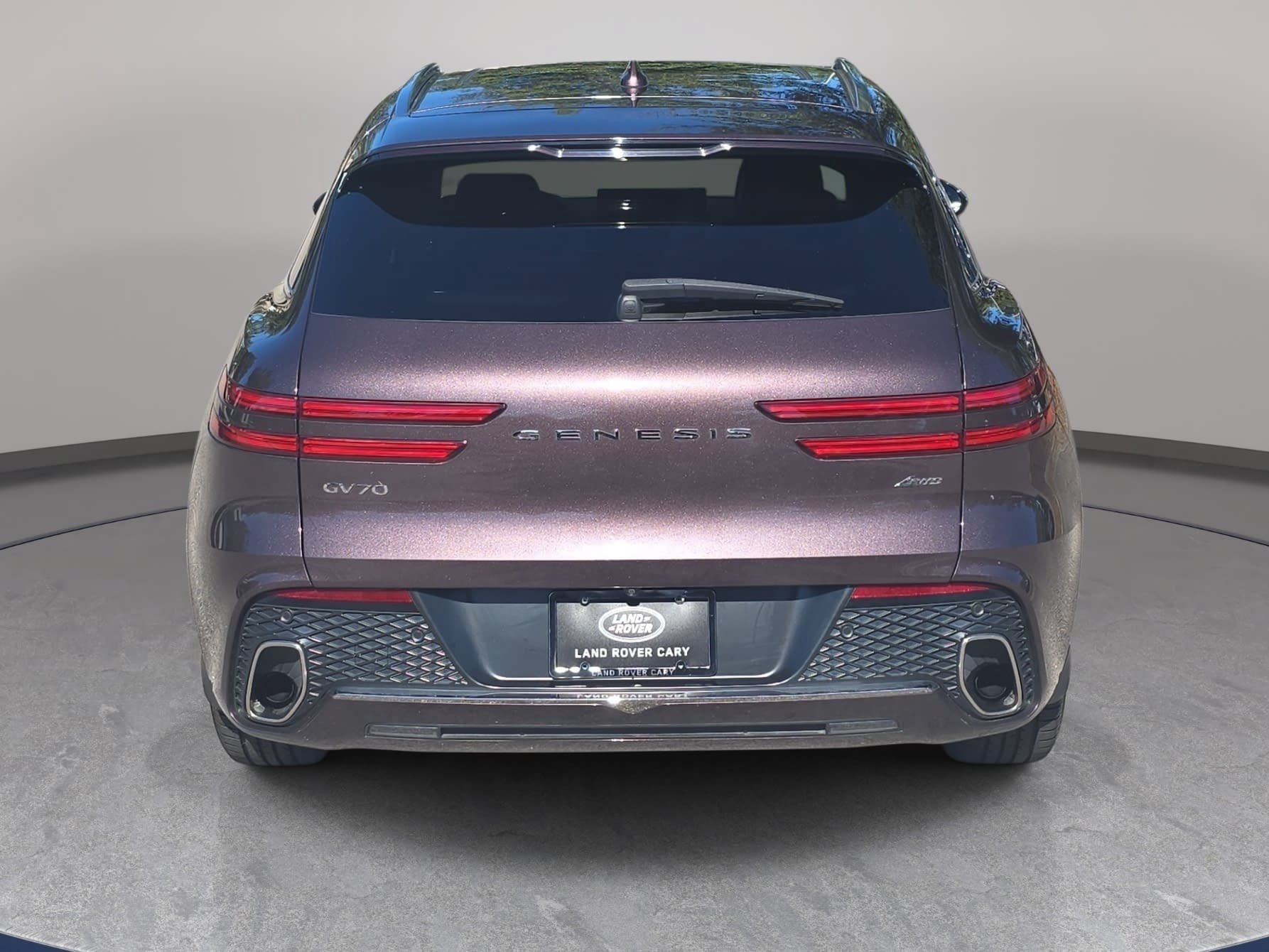 Used 2023 Genesis GV70 2.5T w/ Select Package AWD/4WD image 6