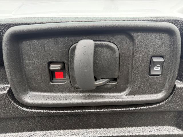 Used 2024 Chevrolet Express 2500 w/ Driver Convenience Package image 33