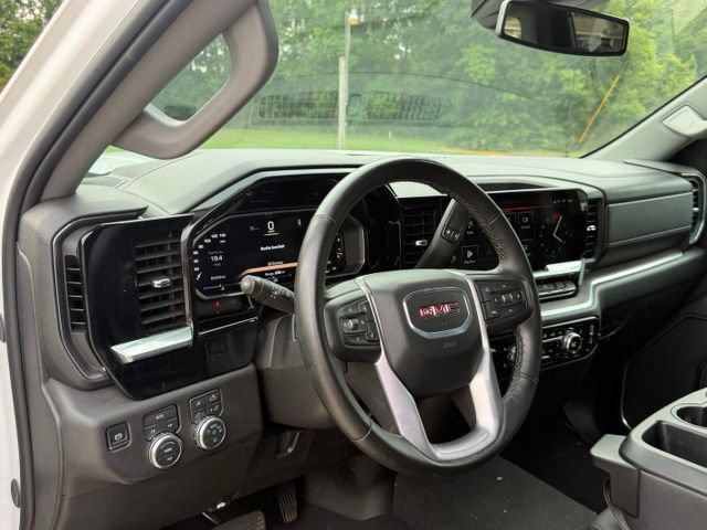 Used 2026 GMC Sierra 1500 SLT AWD/4WD image 15