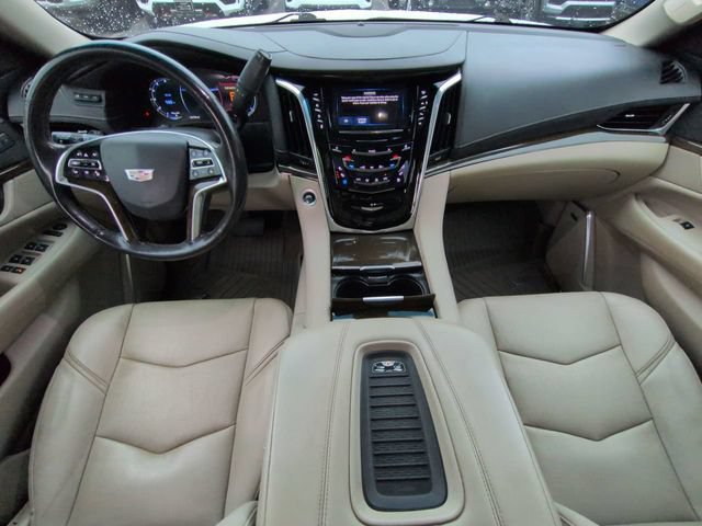 Used 2019 Cadillac Escalade Premium Luxury AWD/4WD image 14