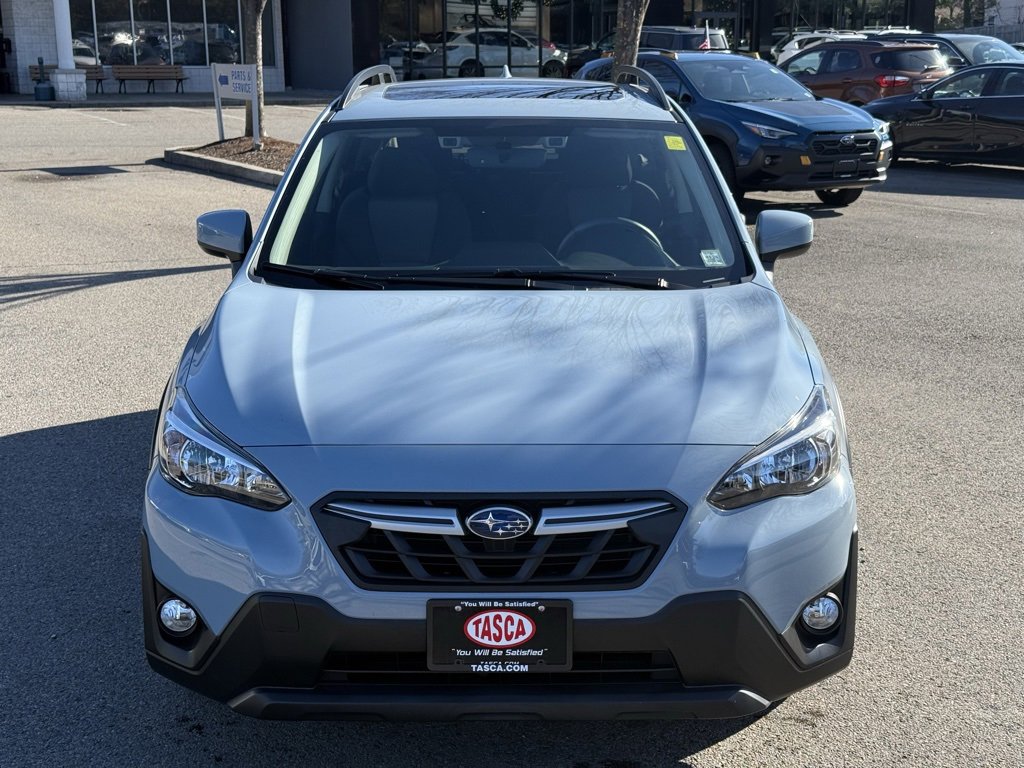 Certified 2022 Subaru Crosstrek 2.0i Premium w/ Moonroof Package image 2