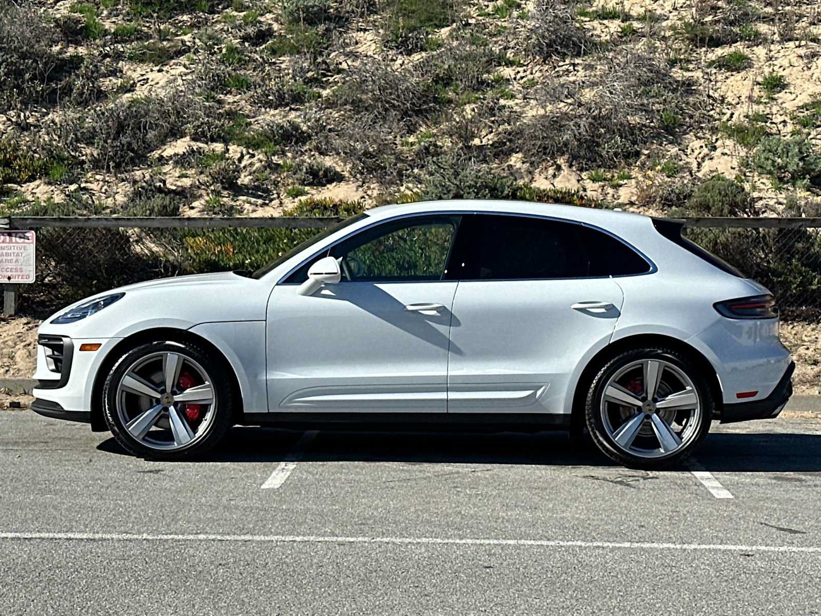New 2026 Porsche Macan S AWD/4WD image 2