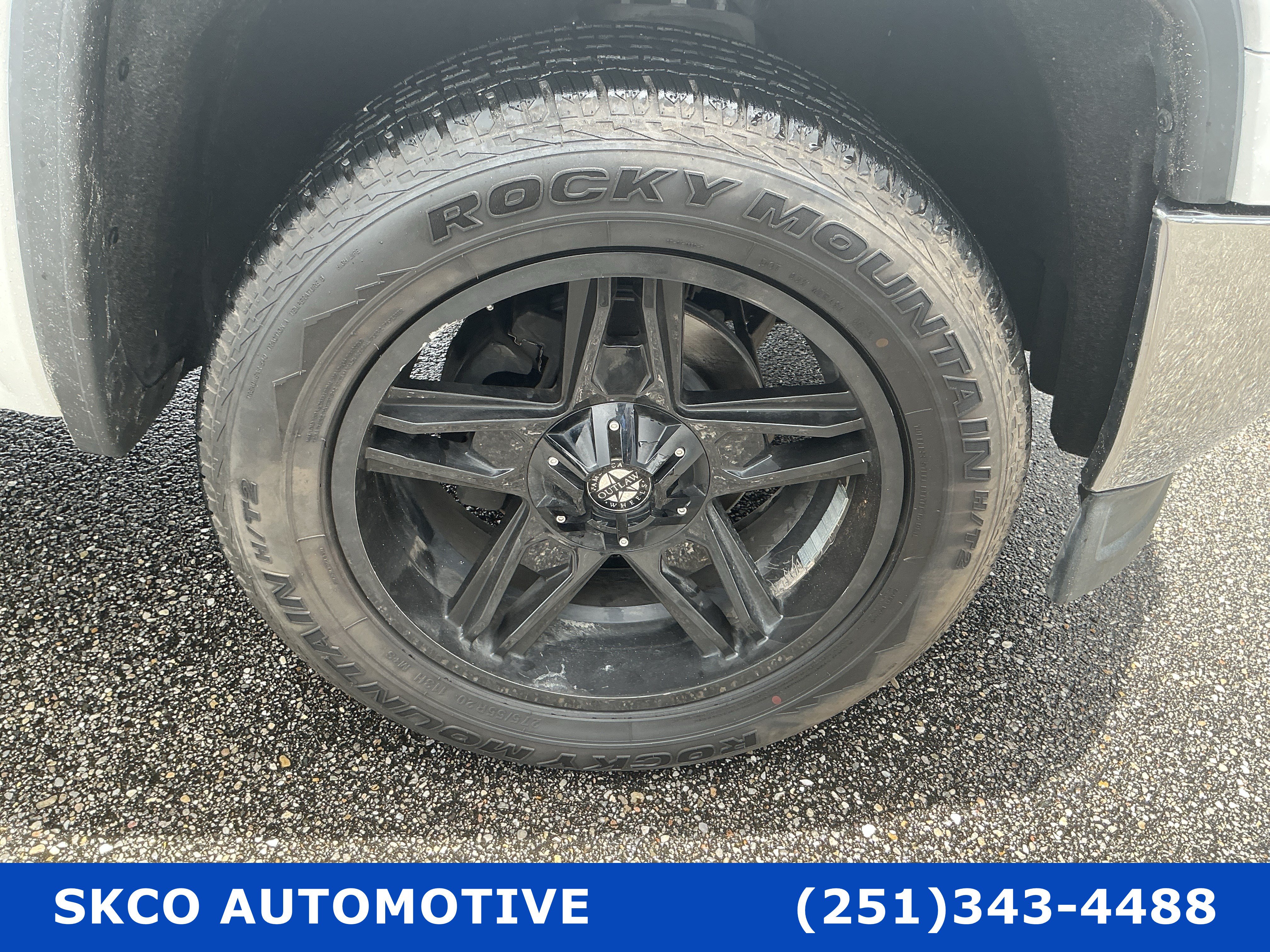 Used 2015 GMC Sierra 1500 2WD Regular Cab image 9