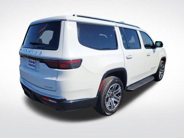 Used 2024 Jeep Wagoneer Series II w/ Flexible Seating Group image 5