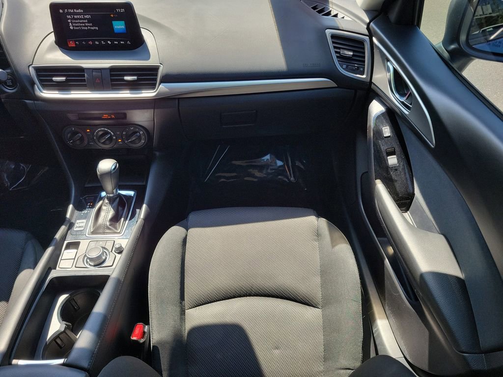 Used 2018 MAZDA MAZDA3 Sport FWD image 14