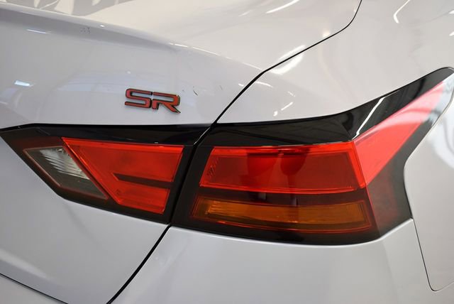 Used 2025 Nissan Altima 2.5 SR image 12