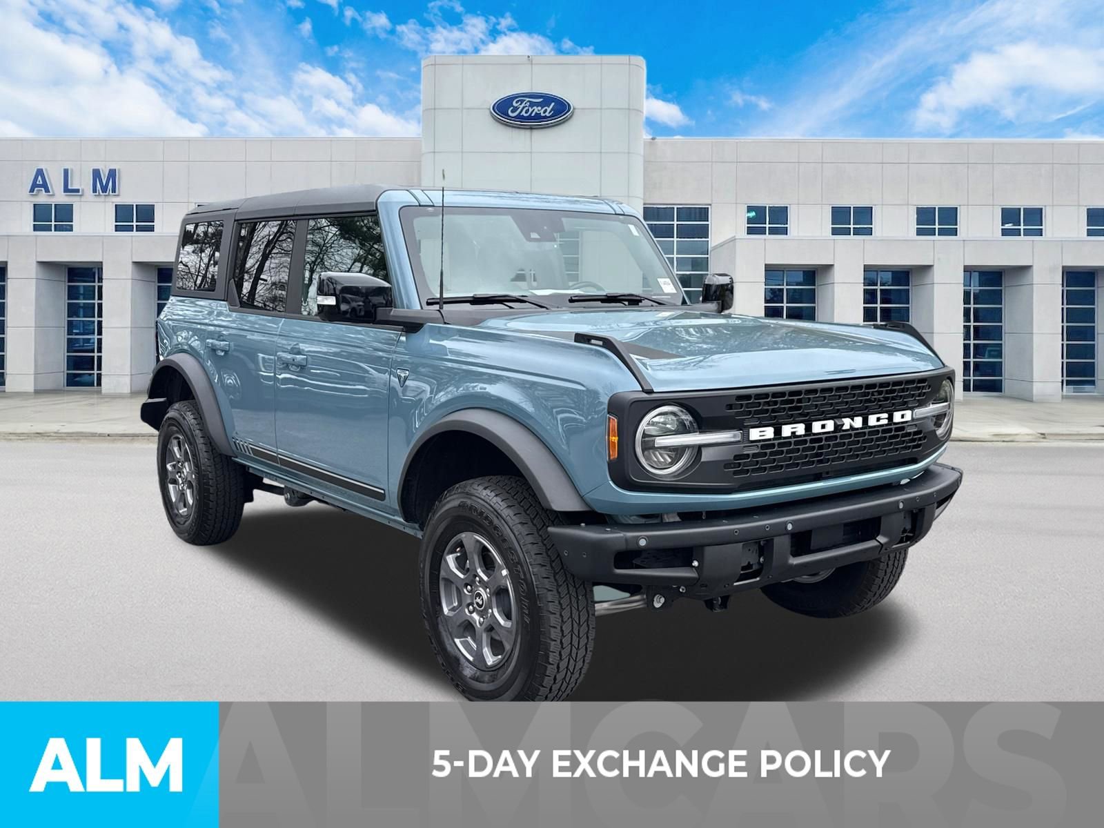 Used 2021 Ford Bronco First Edition AWD/4WD image 3