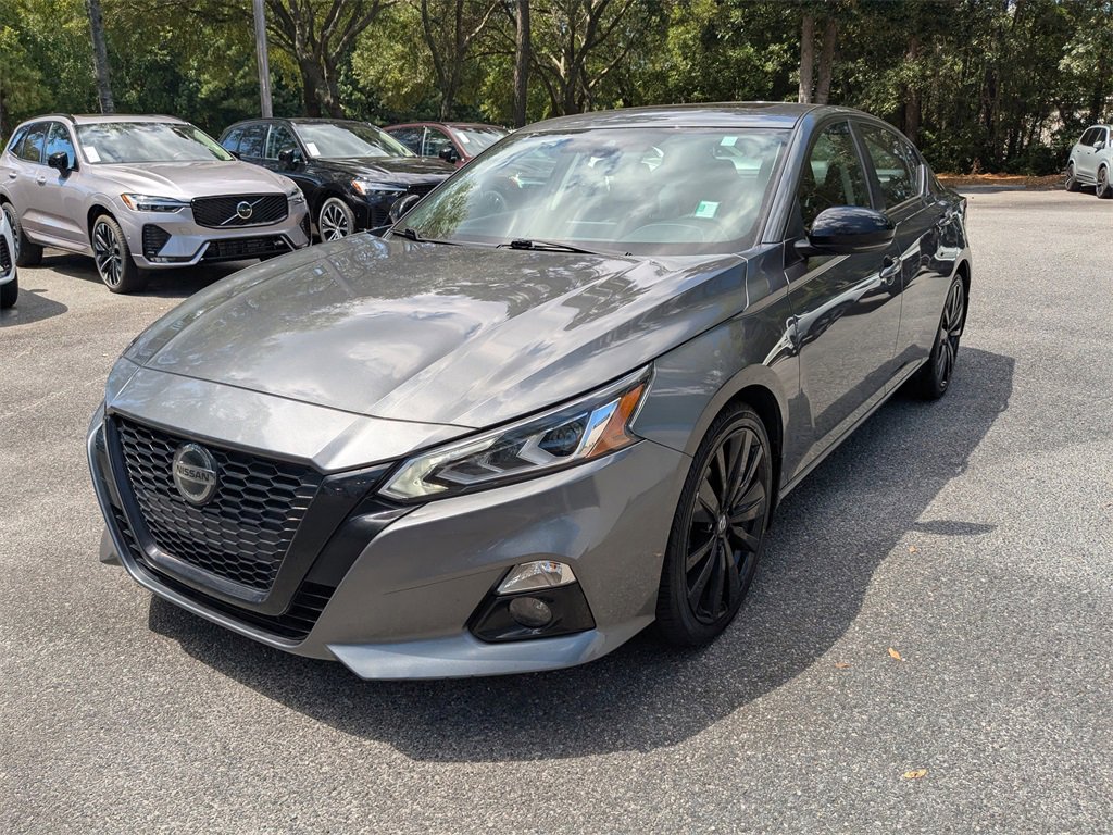 Used 2022 Nissan Altima 2.5 SR w/ Midnight Edition Package image 8