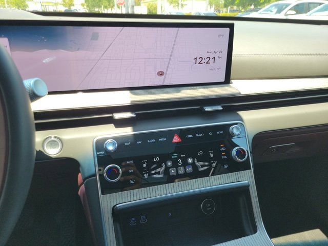 Used 2025 Genesis GV80 3.5T Prestige AWD/4WD image 27