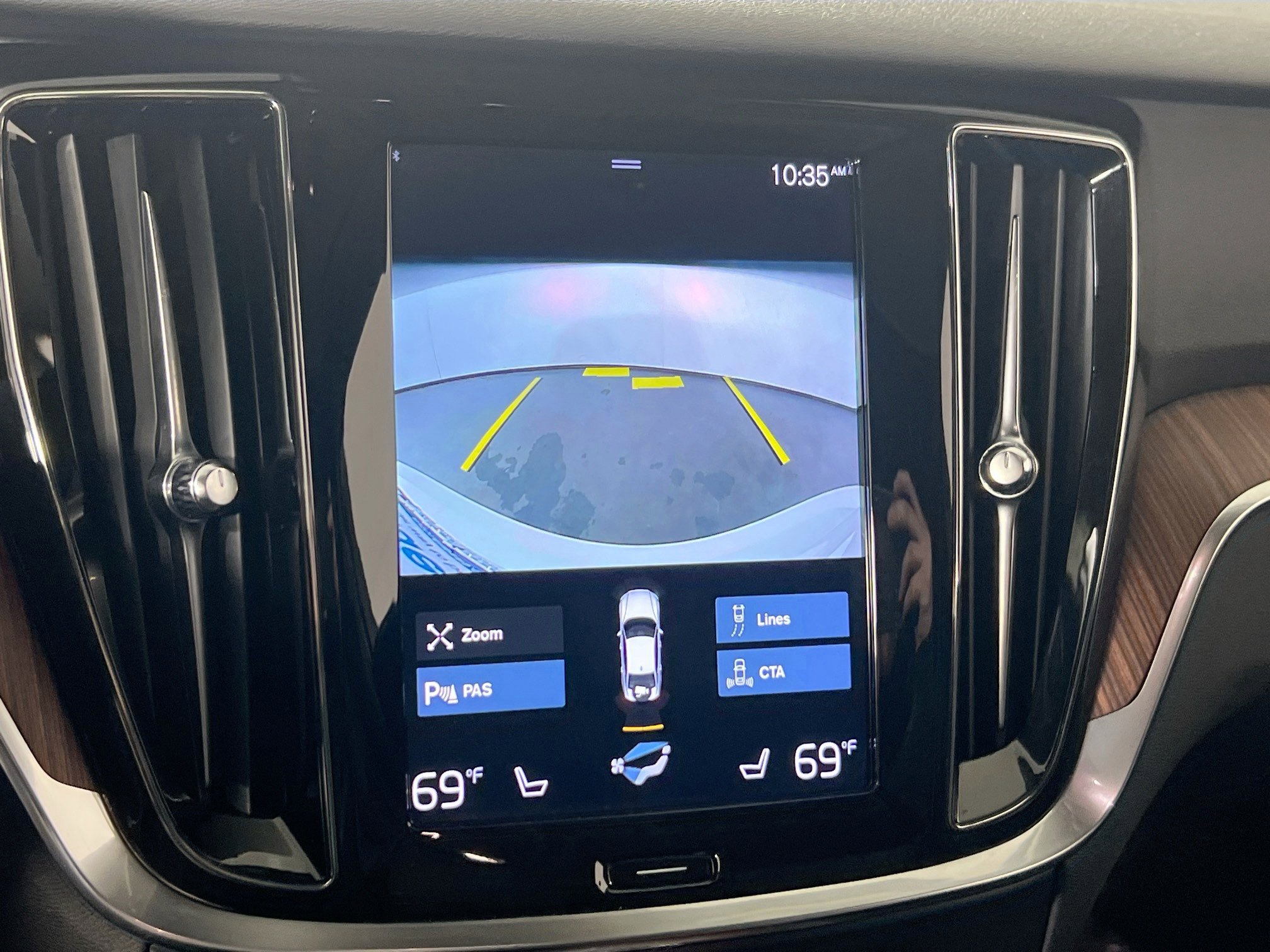 Used 2022 Volvo S60 B5 Momentum w/ Premium Package image 13