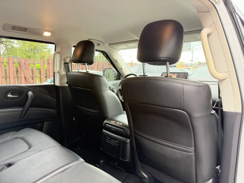 Used 2022 Nissan Armada SV w/ SV Appearance Package AWD/4WD image 27