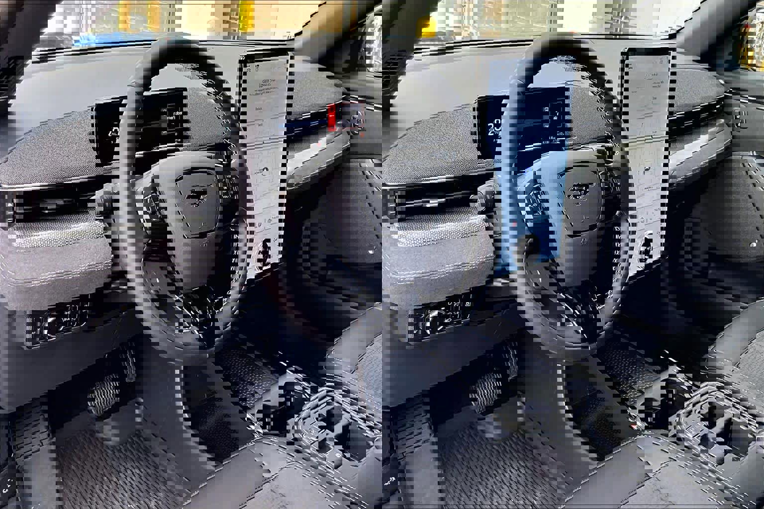 Certified 2025 Ford Mustang Mach-E GT image 17