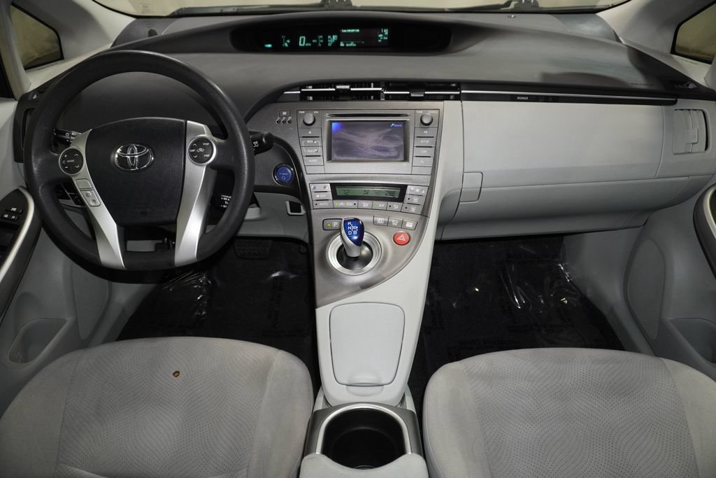 Used 2015 Toyota Prius Two FWD image 14