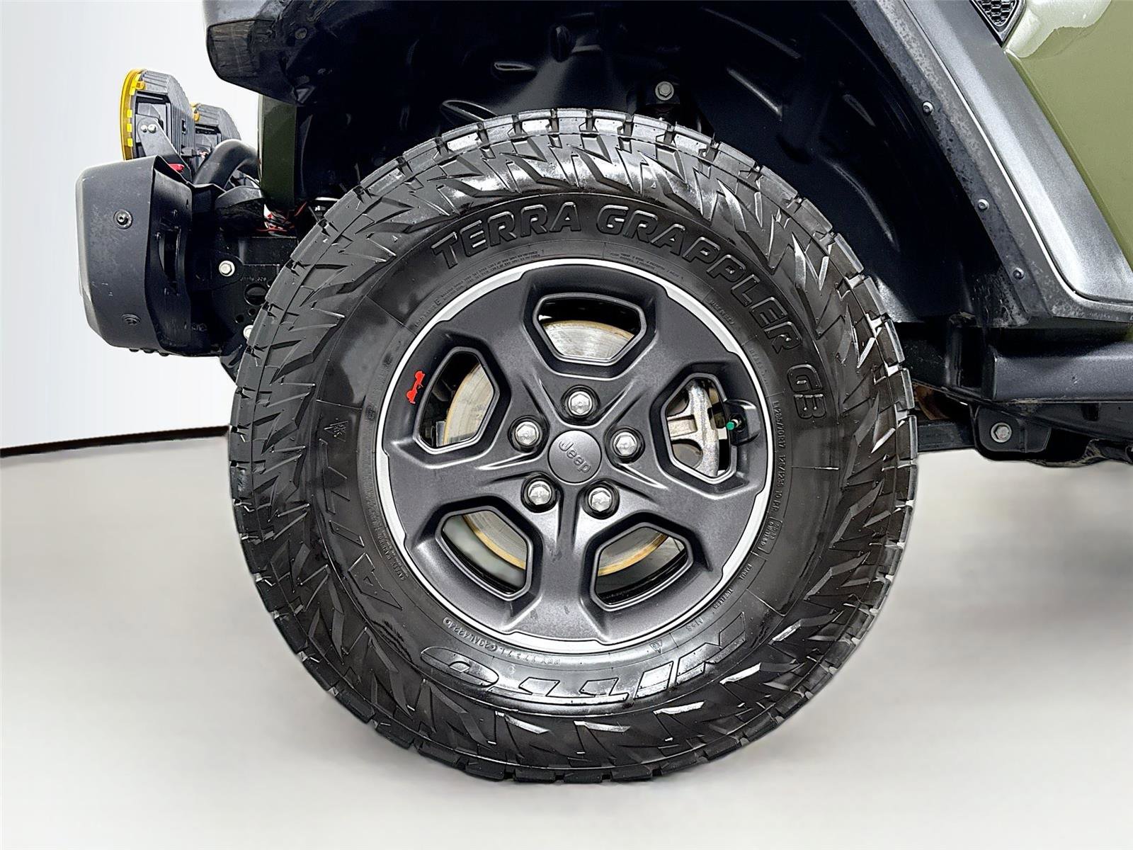 Used 2023 Jeep Gladiator Rubicon w/ Trailer Tow Package AWD/4WD image 43