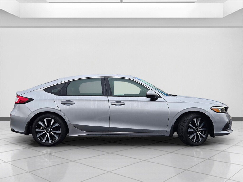 Certified 2024 Honda Civic EX-L image 4