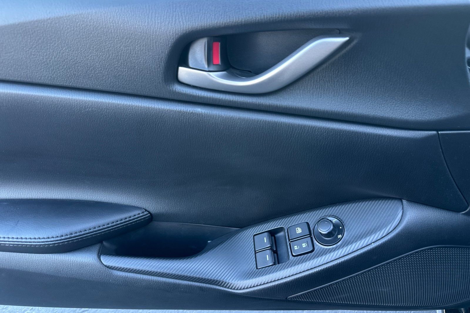 Used 2024 MAZDA MX-5 Miata Sport image 12