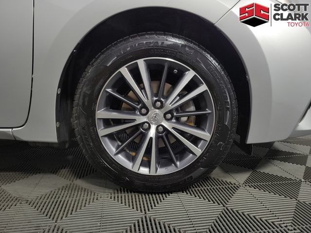 Used 2016 Toyota Corolla LE FWD image 11