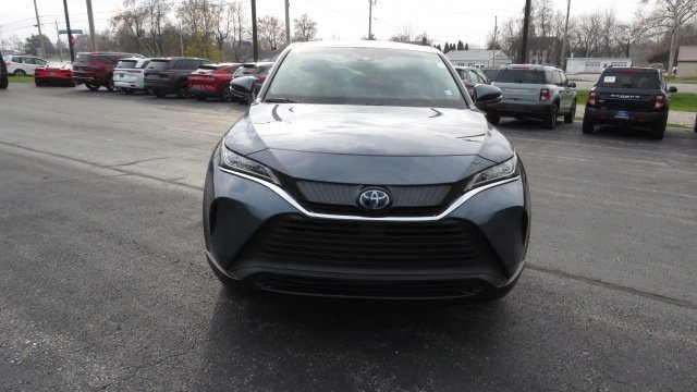 Used 2022 Toyota Venza LE image 11