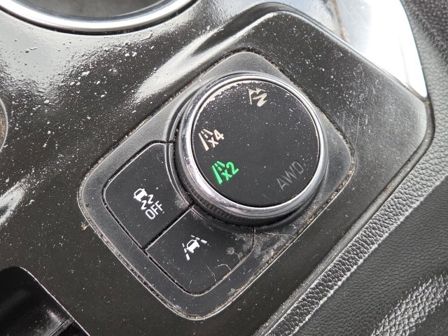 Used 2020 Chevrolet Traverse LT w/ Driver Confidence II Package AWD/4WD image 6