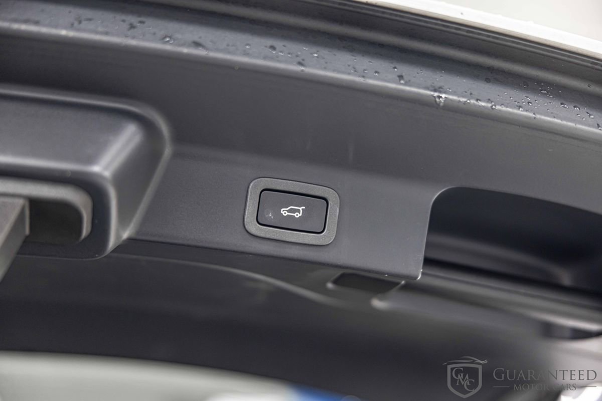 Used 2020 Jaguar F-PACE S AWD/4WD image 18