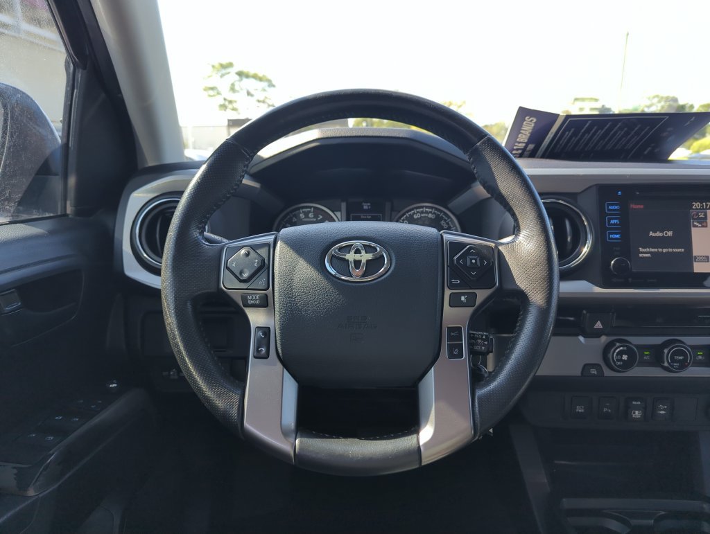 Used 2018 Toyota Tacoma SR5 RWD image 14