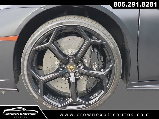 Used 2020 Lamborghini Huracan EVO image 15