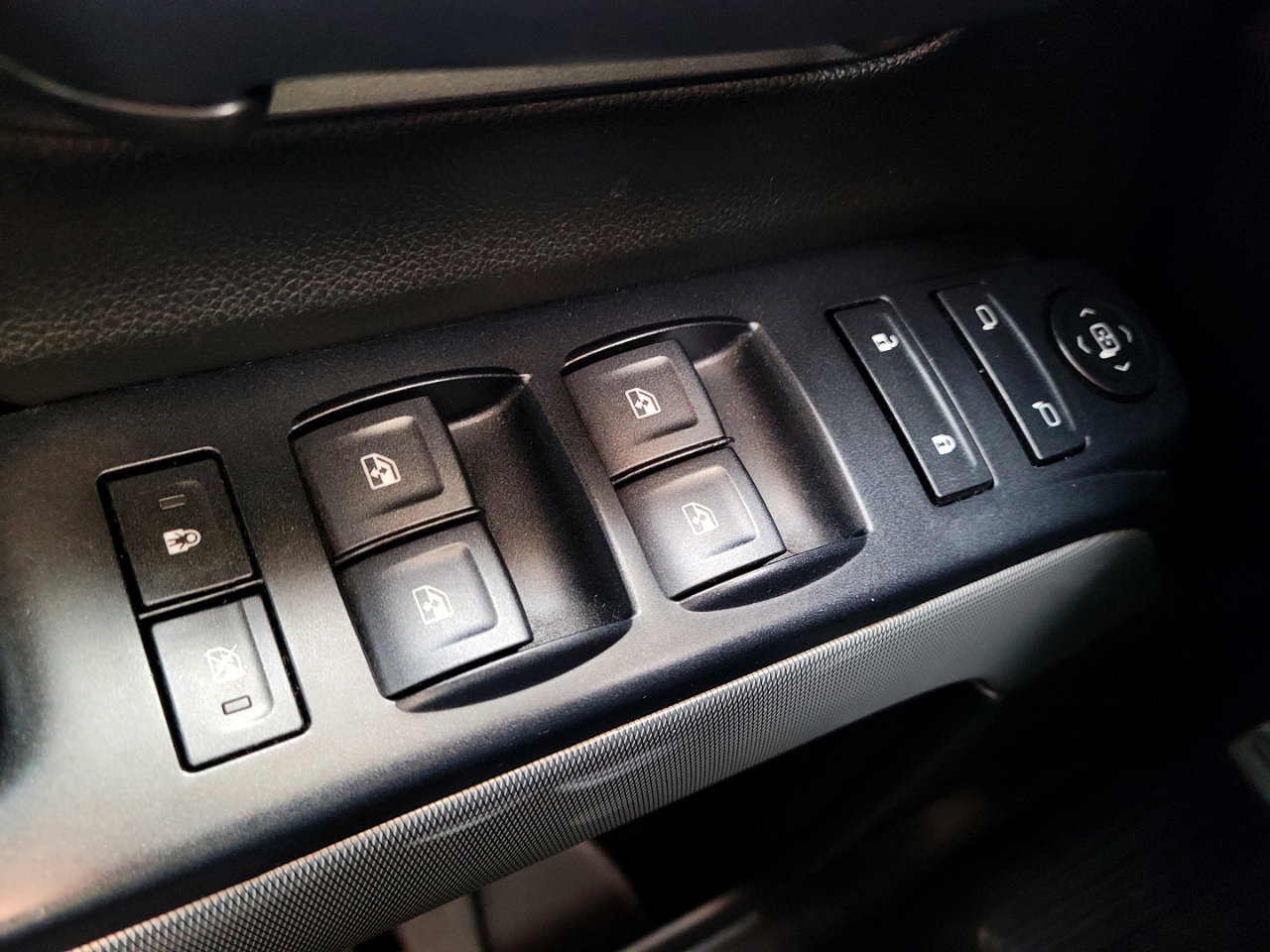 Used 2018 Chevrolet Silverado 2500 LT w/ All Star Edition image 15